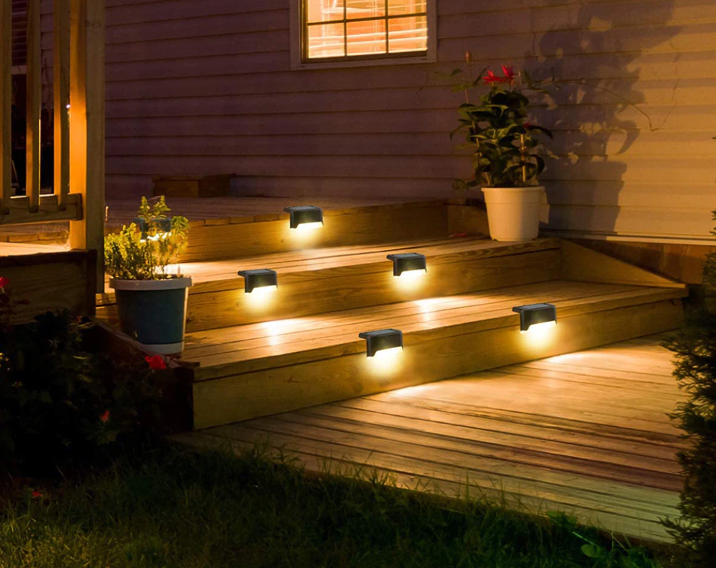 Kit de 4 lamparas solares para escaleras - Ilumina tu Casa