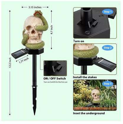 Estaca Solar De Calavera Con Serpiente En Luz Cálida Jardín