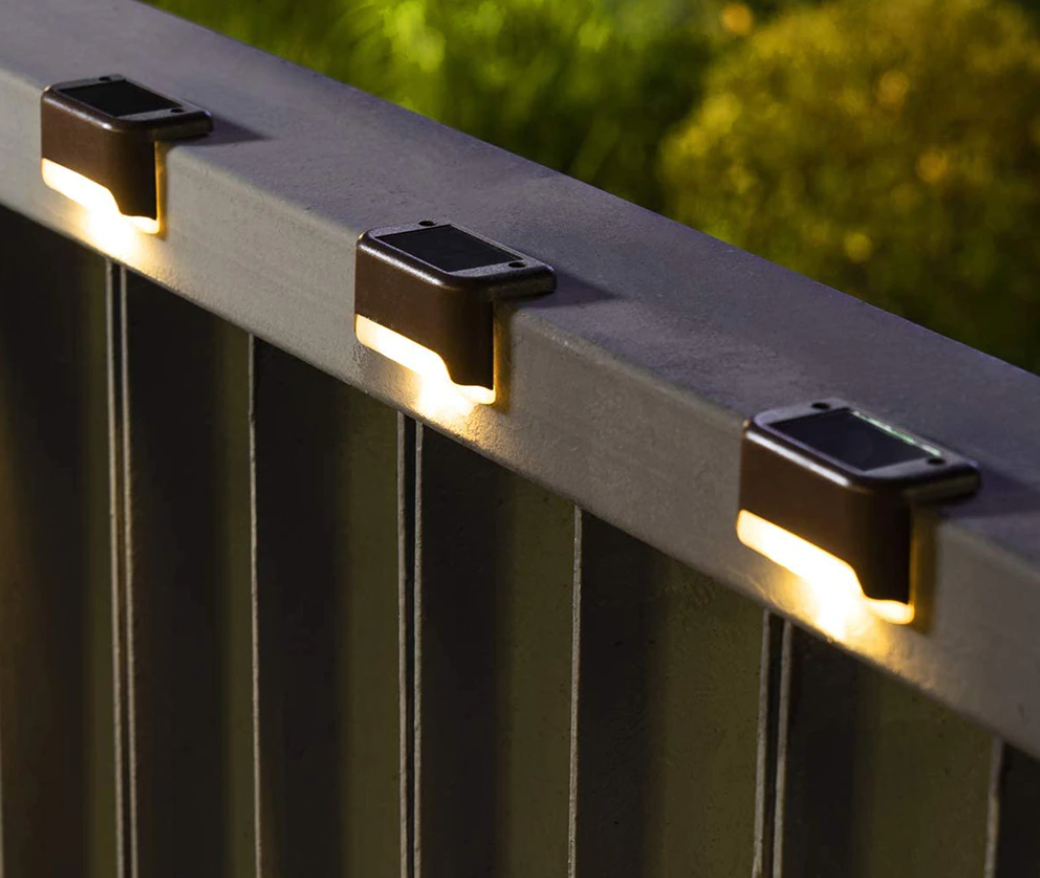 Kit de 4 lamparas solares para escaleras - Ilumina tu Casa